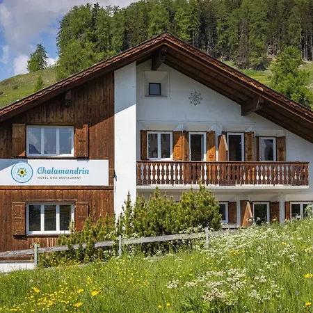 Chalamandrin Otel