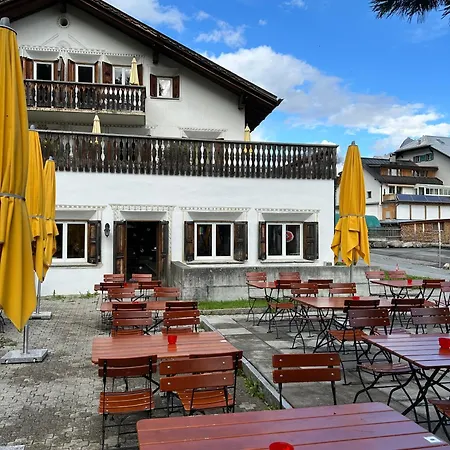 Otel Chalamandrin