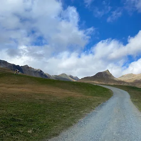 Chalamandrin Фтан